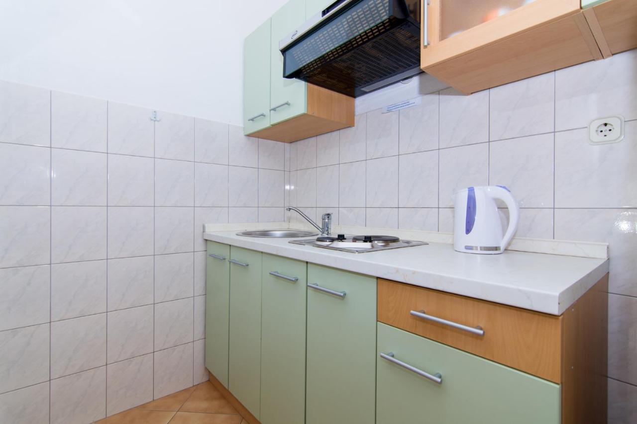 Holidays Apartments Slanada With Terrace And Sea View, Near The Beach & Town Trogir, Free Parking, Quiet Place On Peninsula Ciovo Luaran gambar